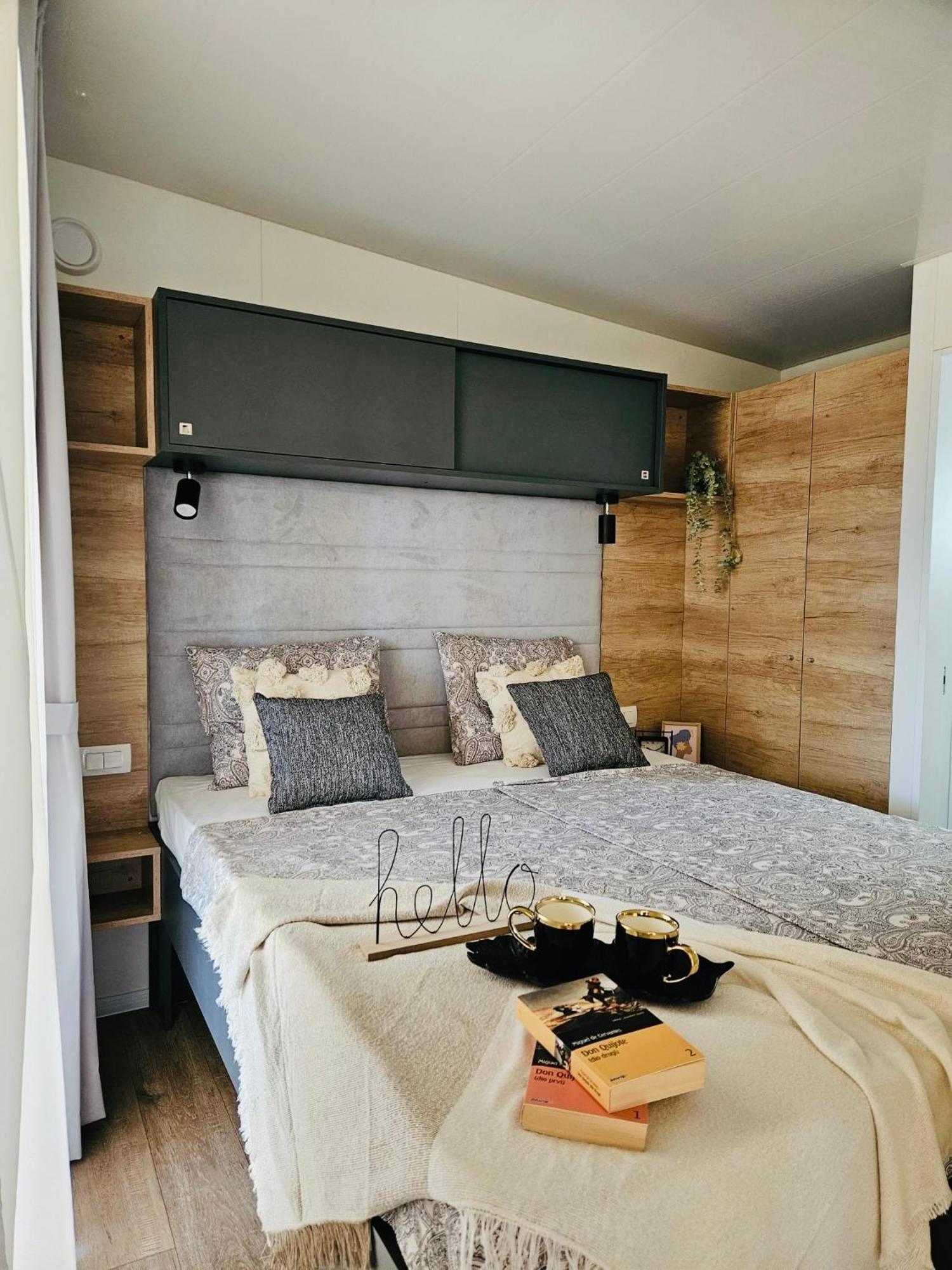 Mobile Home Peponi Del Mar, Brand New Biograd Na Moru Exterior photo